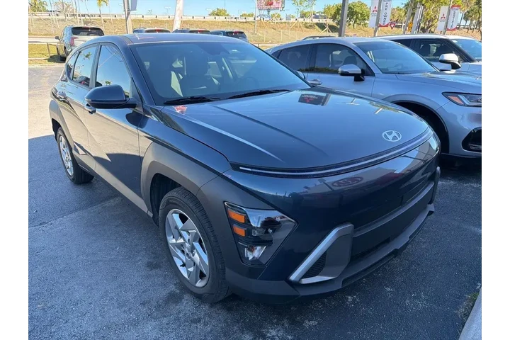 $19991 : Hyundai KONA 2024 SE 4dr Cro image 2