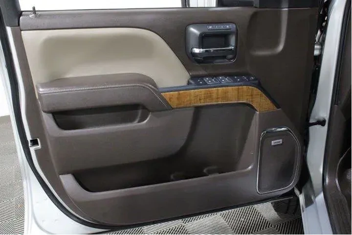 $36889 : GMC Sierra 1500 2018 4x4 SLT image 6