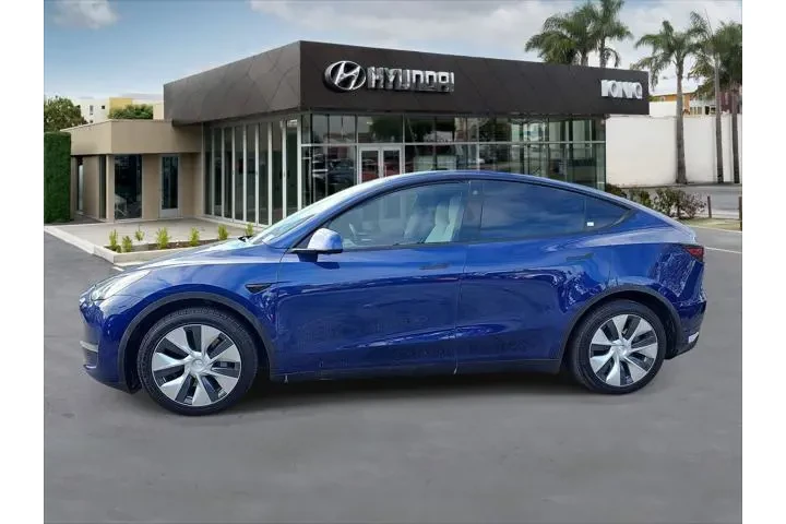 $25995 : Tesla Model Y 2023 AWD Long image 6