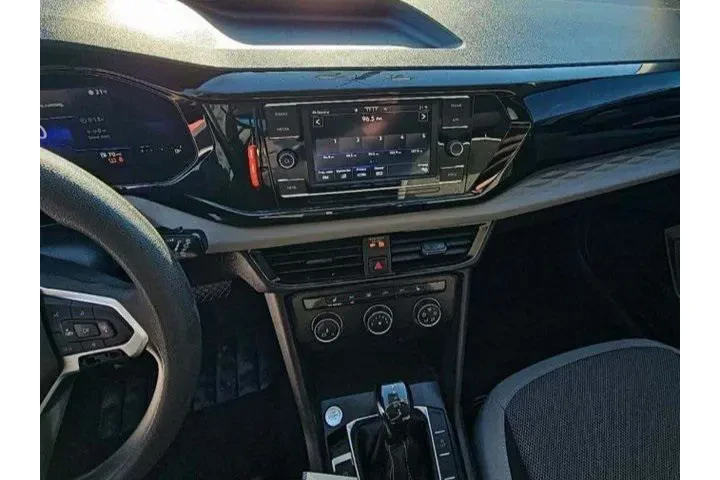 $13688 : Volkswagen Taos 2022 AWD S 4 image 6