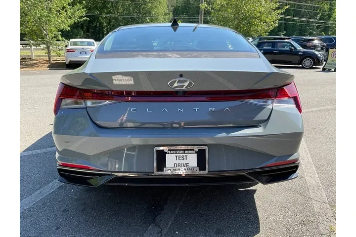 $18485 : Hyundai ELANTRA 2022 SEL 4dr image 6