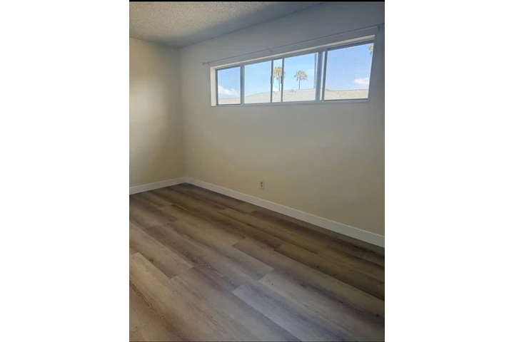 $800 : cuarto en renta image 1