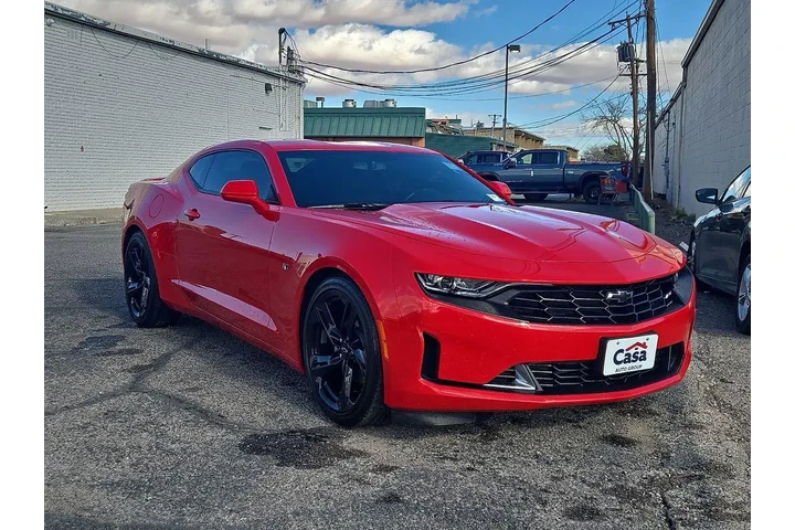 $28832 : Chevrolet Camaro 2023 LT 2dr image 1