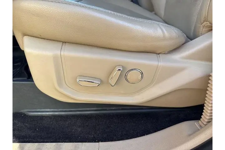 $18228 : Ford F-150 2016 4x2 Lariat 4 image 5