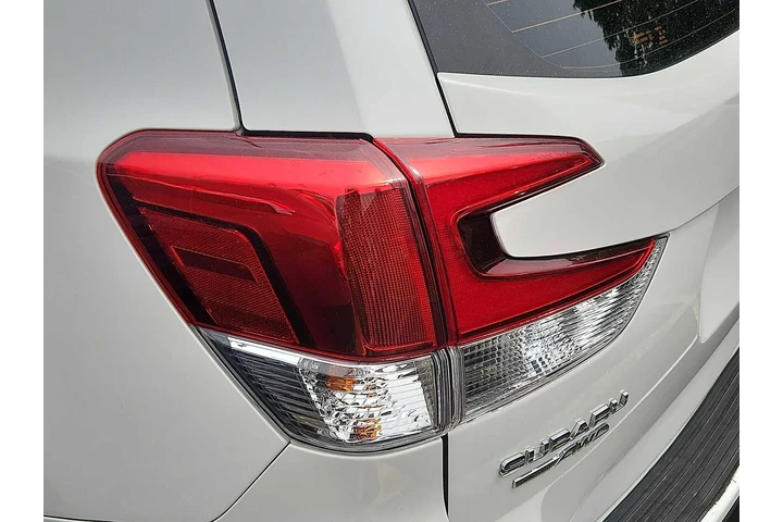 $19995 : Subaru Forester 2020 AWD Bas image 6