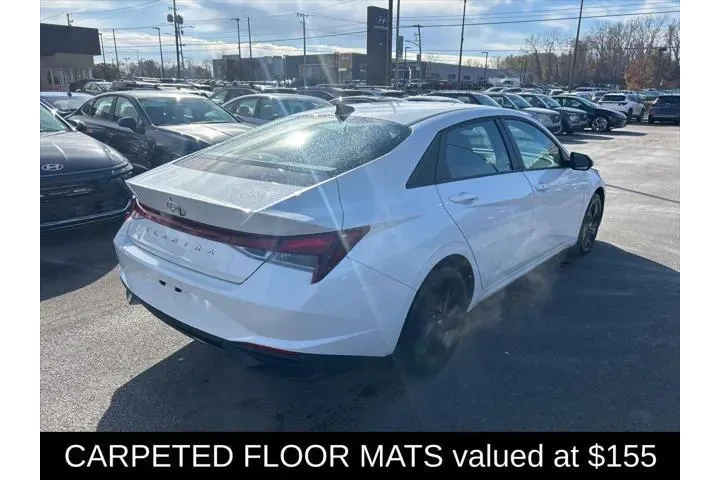 $15900 : Hyundai ELANTRA 2021 SEL 4dr image 4