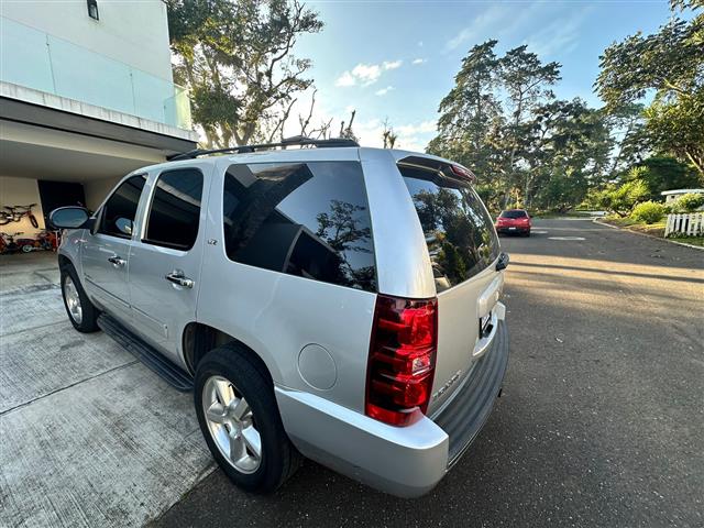 $120000 : Chevrolet TAHOE LTZ 2010 image 5