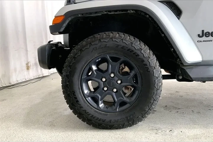 $31991 : Jeep Gladiator 2023 4x4 Free image 6