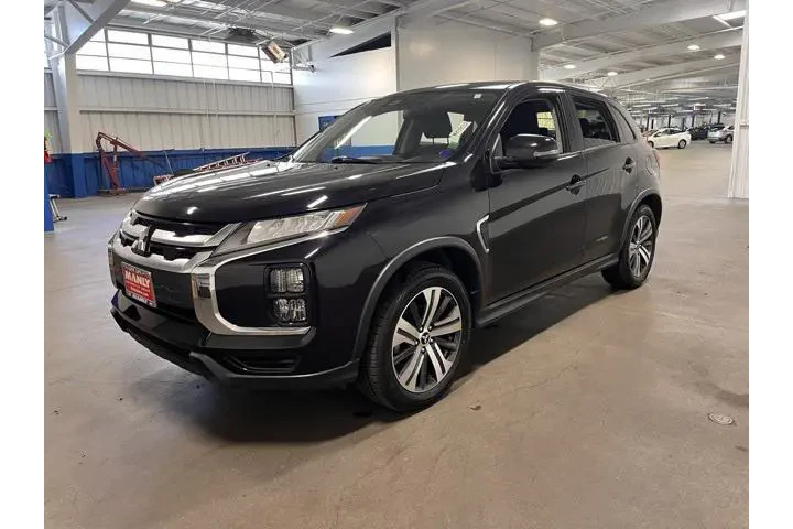 $15948 : Mitsubishi Outlander Sport 2 image 7