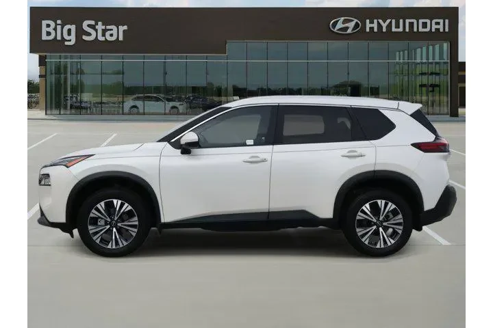 $22588 : Nissan Rogue 2023 SV 4dr Cro image 2