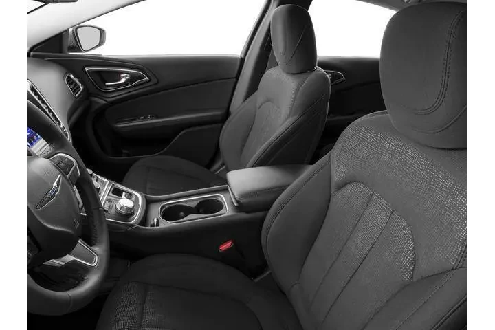 2016 200 Limited image 10