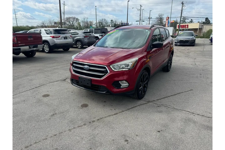 $5980 : 2017 Escape SE FWD image 6