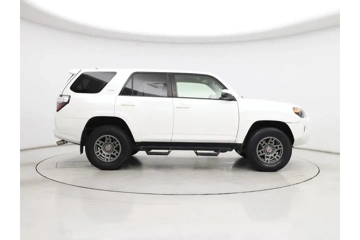 $30998 : Toyota 4Runner 2019 4x4 SR5 image 7