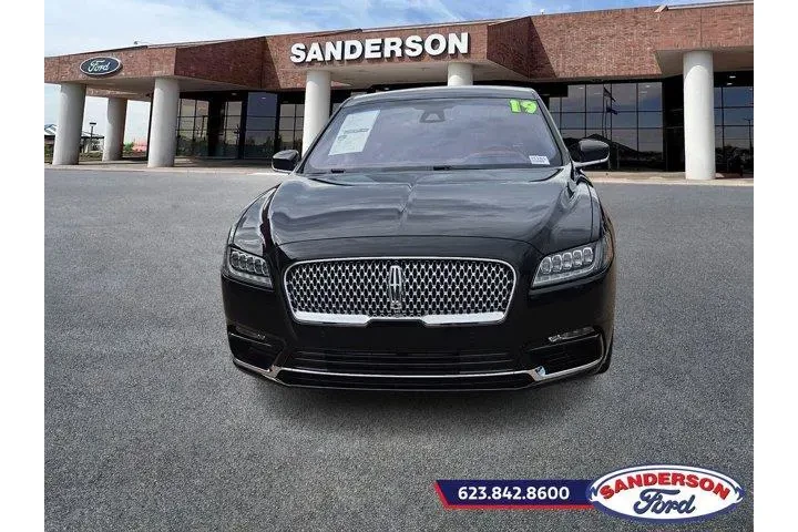 Lincoln Continental 2019 Bla image 8