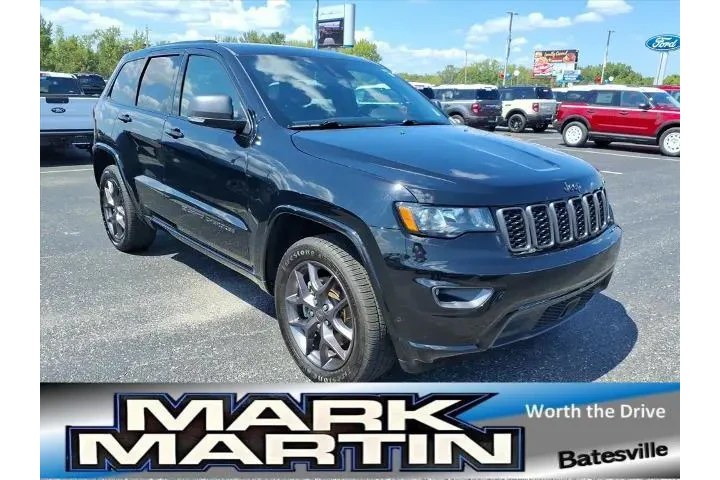 $29999 : Jeep Grand Cherokee 2021 4x4 image 1