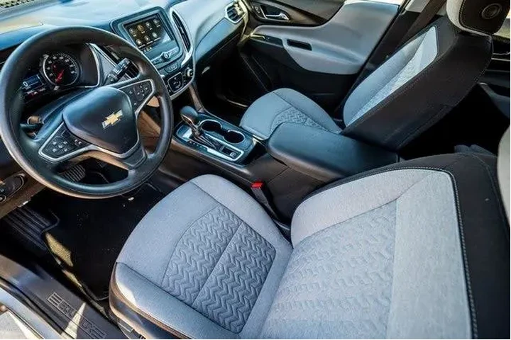 $19196 : Chevrolet Equinox 2023 LS 4d image 4