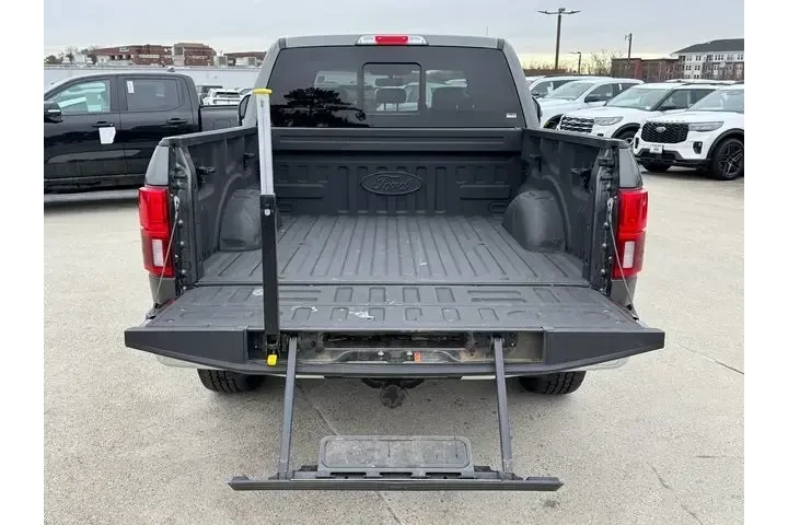$40000 : Ford F-150 2019 4x4 Lariat 4 image 10