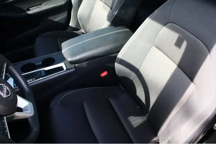 $19988 : Nissan Altima 2025 2.5 SV 4d image 3