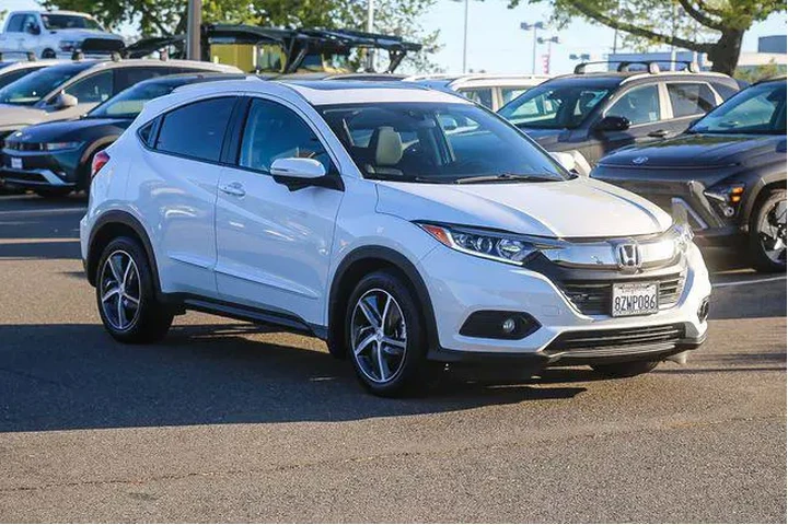 $22991 : Honda HR-V 2022 EX 4dr Cross image 6