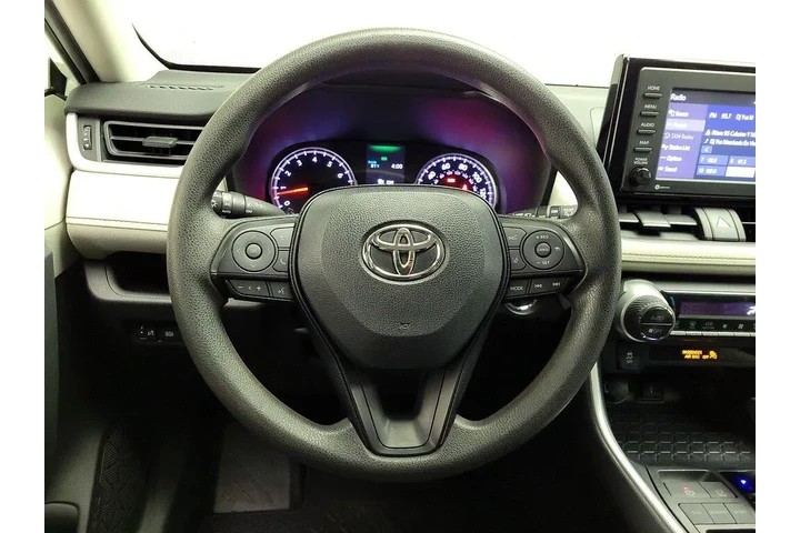 $19998 : Toyota RAV4 2020 XLE 4dr SUV image 10