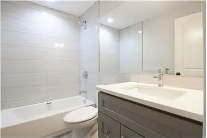 $3650 : Rental property with 3 bedro image 6