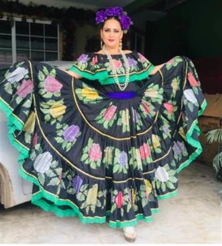 RENTA DE VESTUARIO MEXICANO image 1