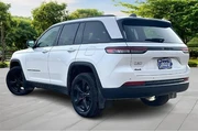 $33686 : Jeep Grand Cherokee 2024 4x4 thumbnail