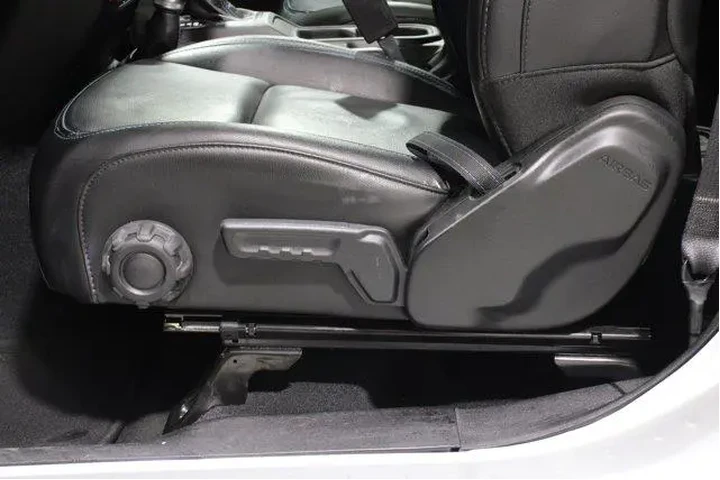 $34955 : Jeep Wrangler 2023 4x4 Rubic image 4