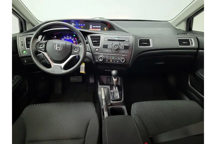$17998 : Honda Civic 2015 LX 4dr Seda image 9