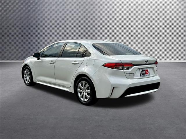 $18097 : 2020 Corolla LE image 5