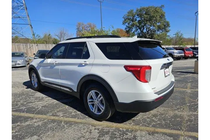 $24500 : Ford Explorer 2023 XLT 4dr S image 5
