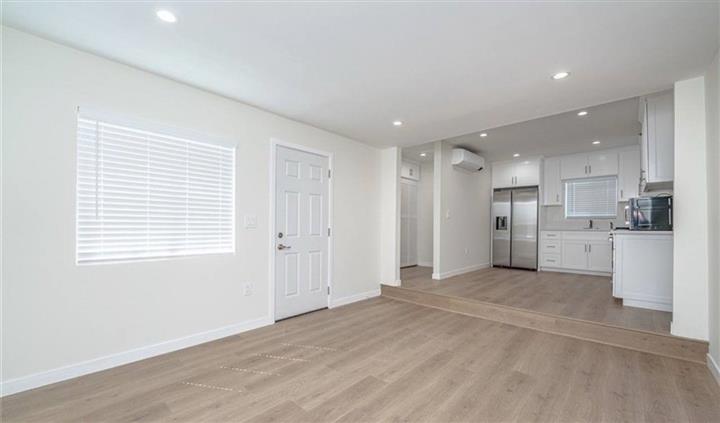 $1700 : For Rent image 1