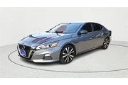 $18798 : Nissan Altima 2020 2.5 SR 4d thumbnail