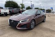 $23988 : 2024 Altima 2.5 SV thumbnail