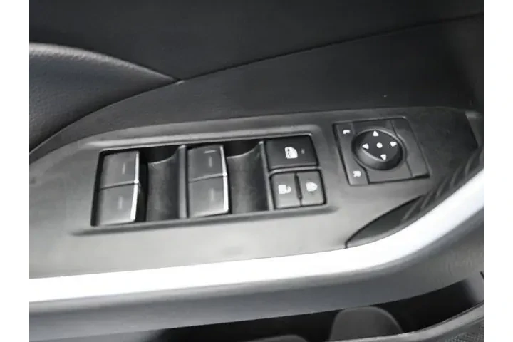 $27015 : Toyota RAV4 2024 XLE 4dr SUV image 6