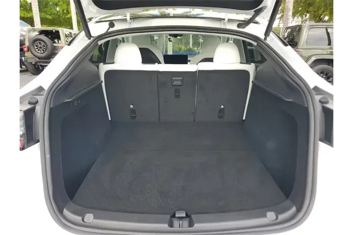 $31990 : Tesla Model Y 2024 Long Rang image 7