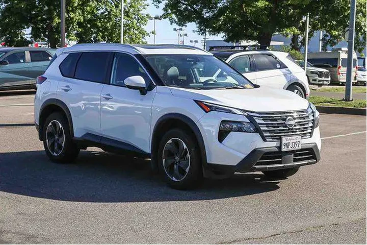$23991 : Nissan Rogue 2024 SV 4dr Cro image 6