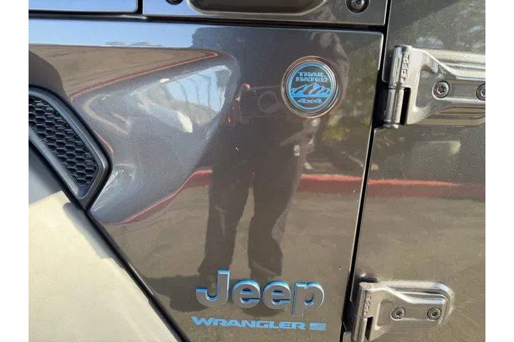 $32689 : Jeep Wrangler 2024 4x4 Willy image 8