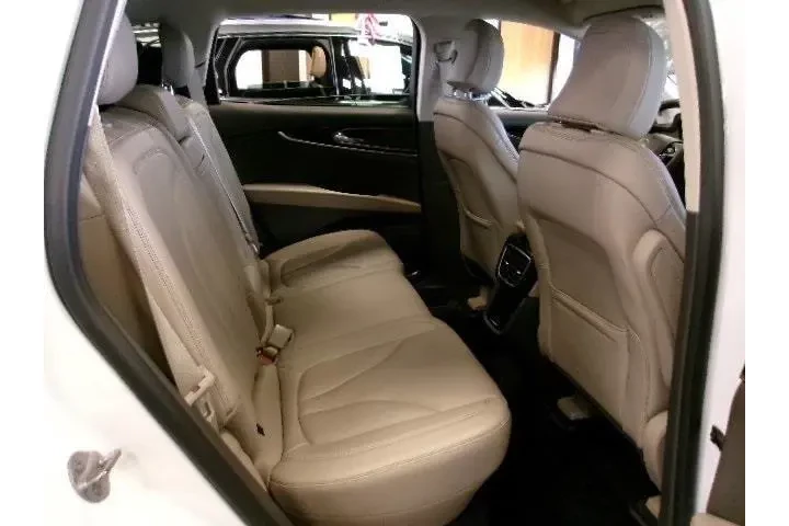 $31550 : Lincoln Nautilus 2022 AWD St image 5