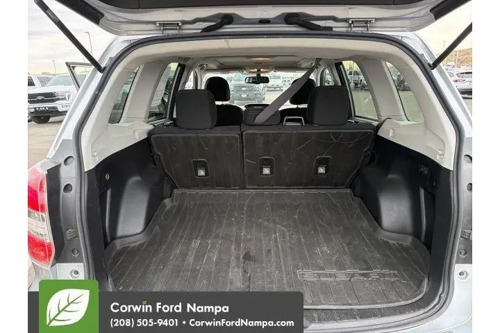 $13989 : Subaru Forester 2016 AWD 2.5 image 10