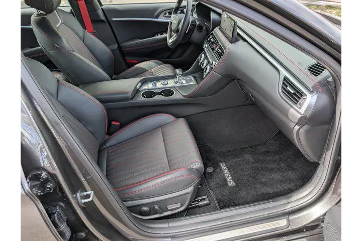 $37944 : Genesis G70 2023 3.3T Standa image 10