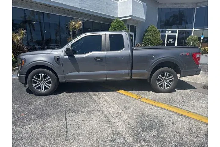 $27997 : Ford F-150 2023 4x2 XL 4dr S image 4