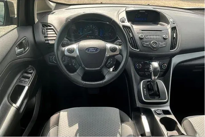 $15693 : Ford C-MAX Hybrid 2017 SE 4d image 5