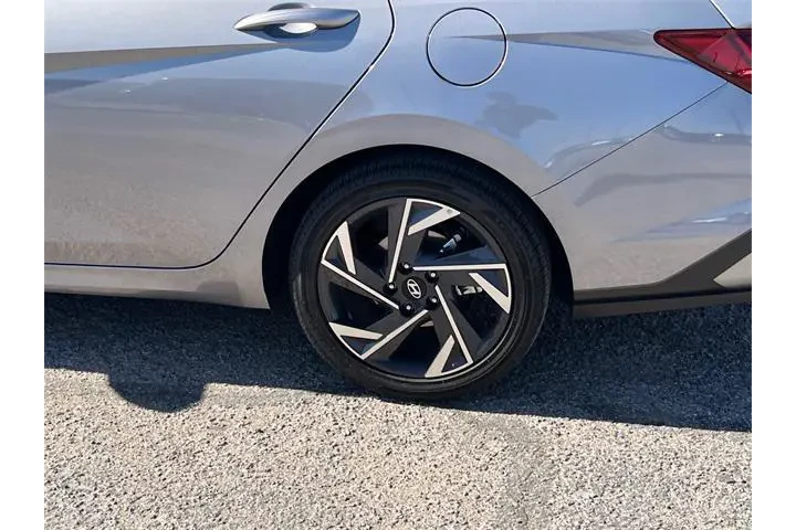 $26920 : Hyundai ELANTRA 2025 SEL Con image 5