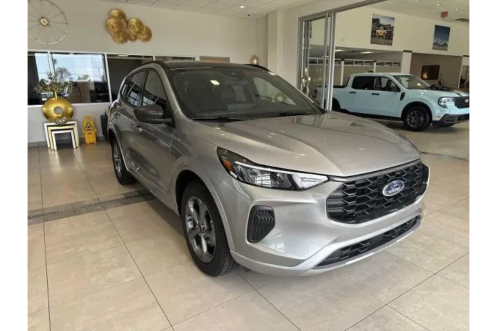 $27764 : Ford Escape 2024 AWD ST-Line image 1