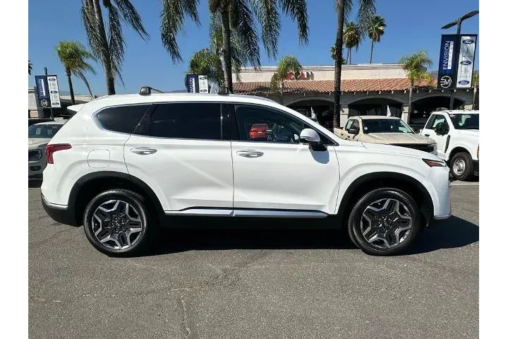 $26988 : Hyundai SANTA FE Plug-In Hyb image 9