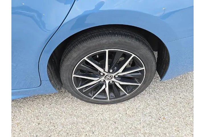 $23983 : Toyota Camry 2024 SE 4dr Sed image 4