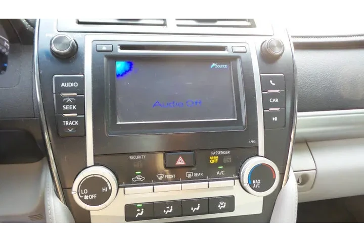 $10900 : 2012 Camry LE image 10