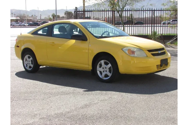 $6500 : 2006 Cobalt LS image 1