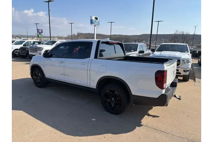 $27250 : Honda Ridgeline 2021 AWD Bla image 5